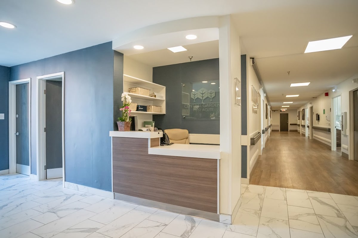The front reception desk at Central Gardens Post Acute
